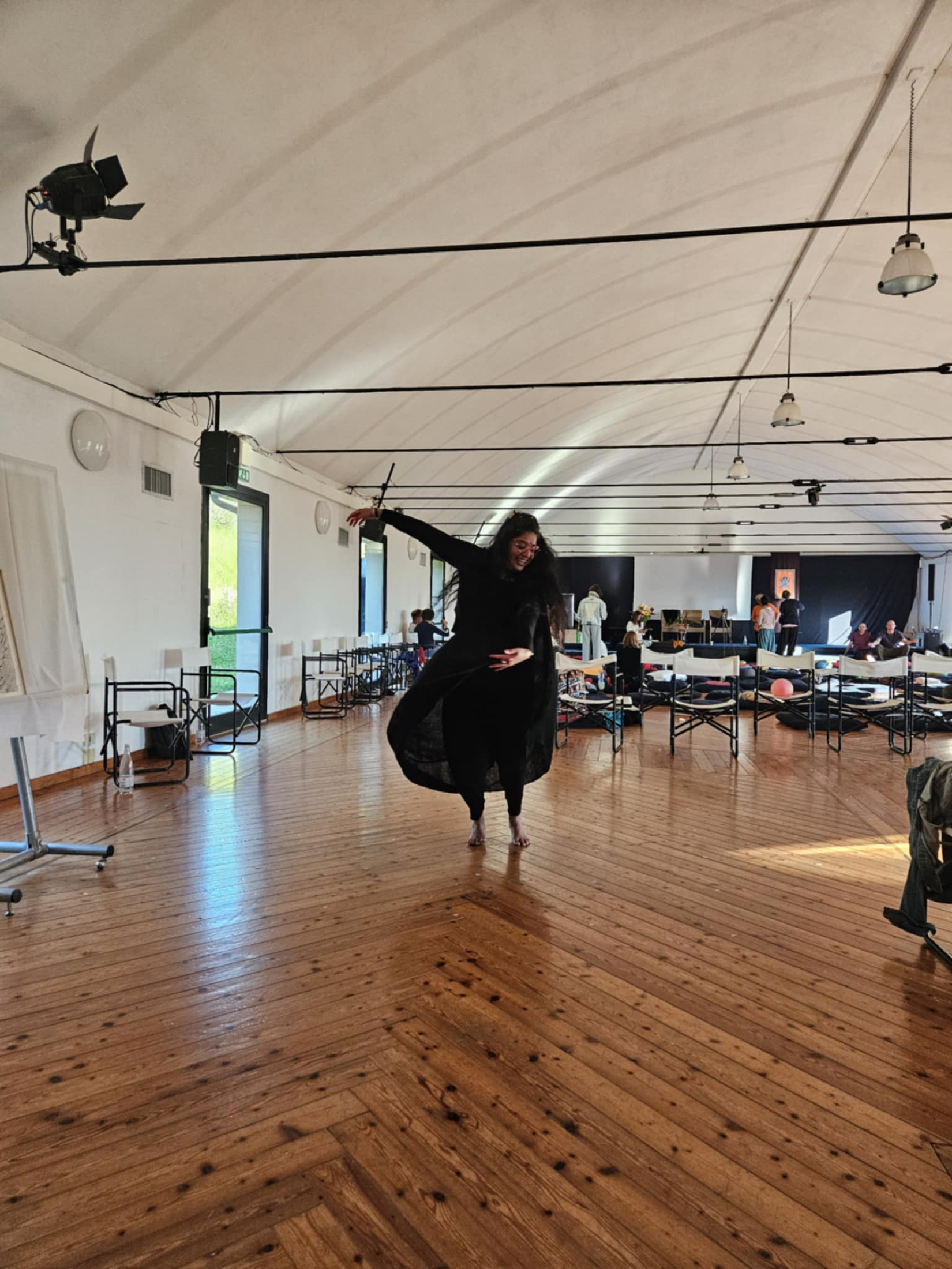 Archive photo: Att Oqndn9uoersoaagen2l0rvruhsttg729c Wiayr2nym.