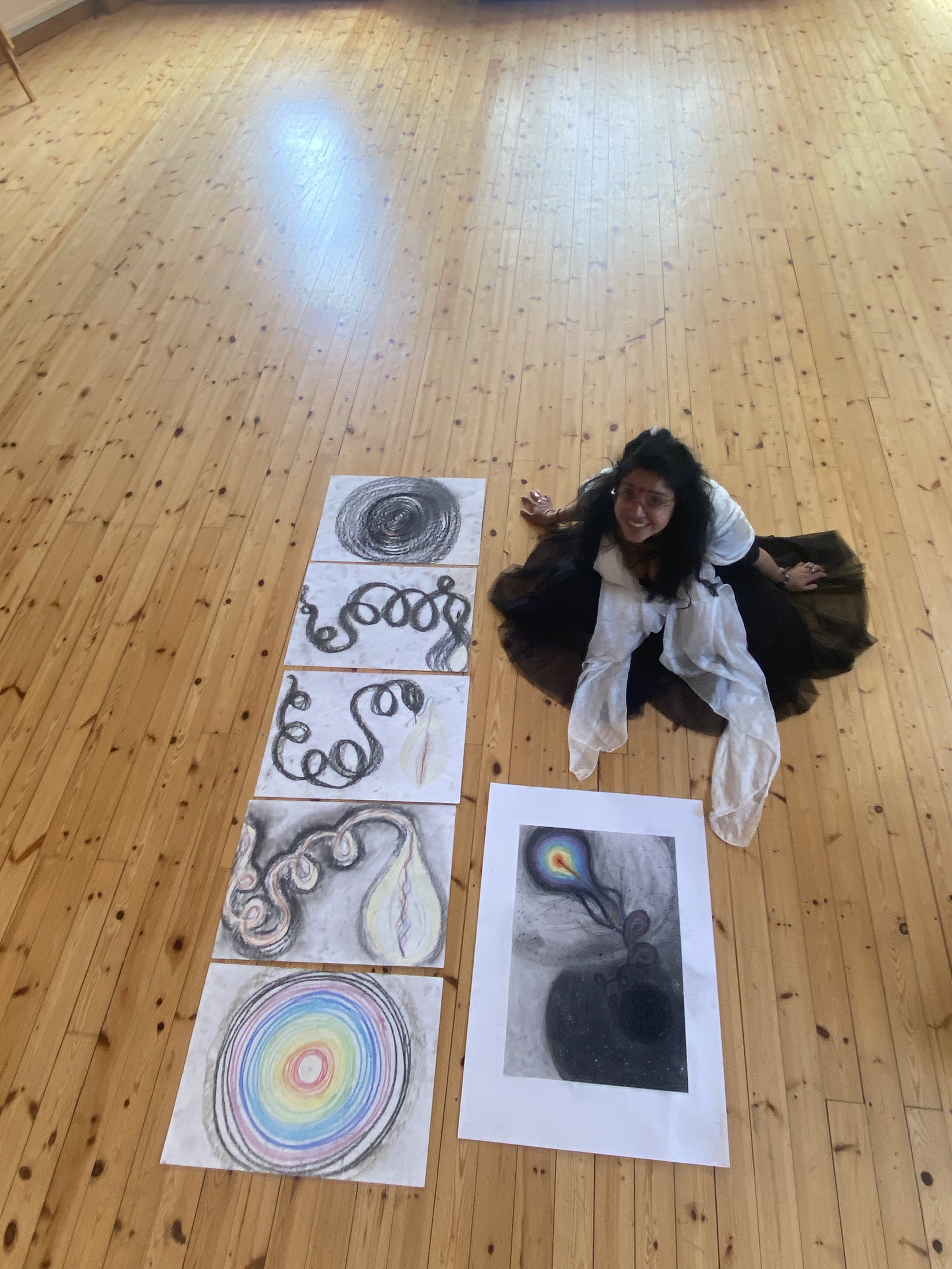 Flow art workshop where story transforms into visual form.