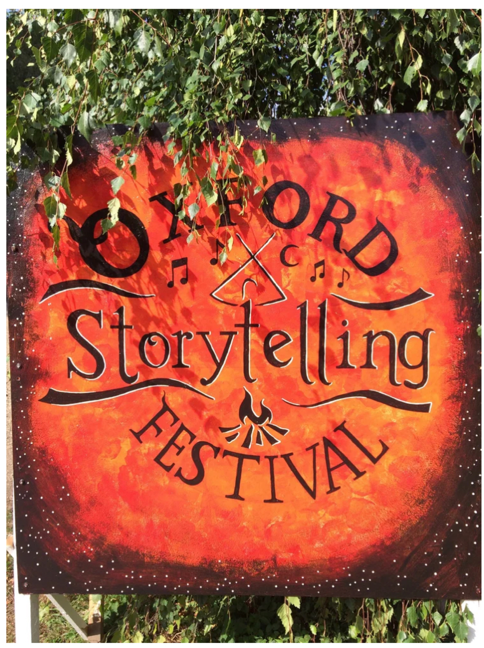 Storytelling portrait from a live performance setting.